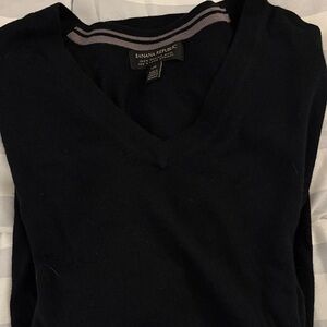 Banana Republic Classic Black V-Neck Pullover